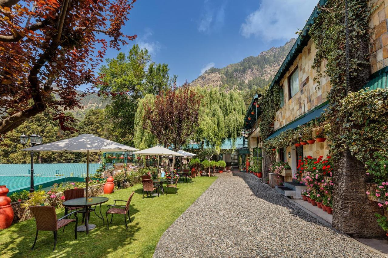 Shervani Hilltop Resort Nainital Kültér fotó