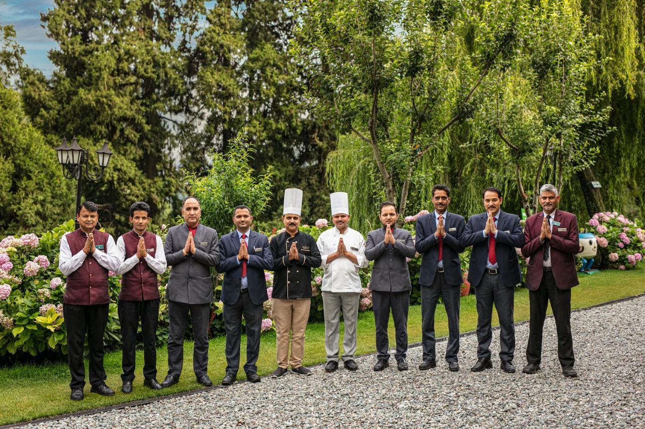 Shervani Hilltop Resort Nainital Kültér fotó