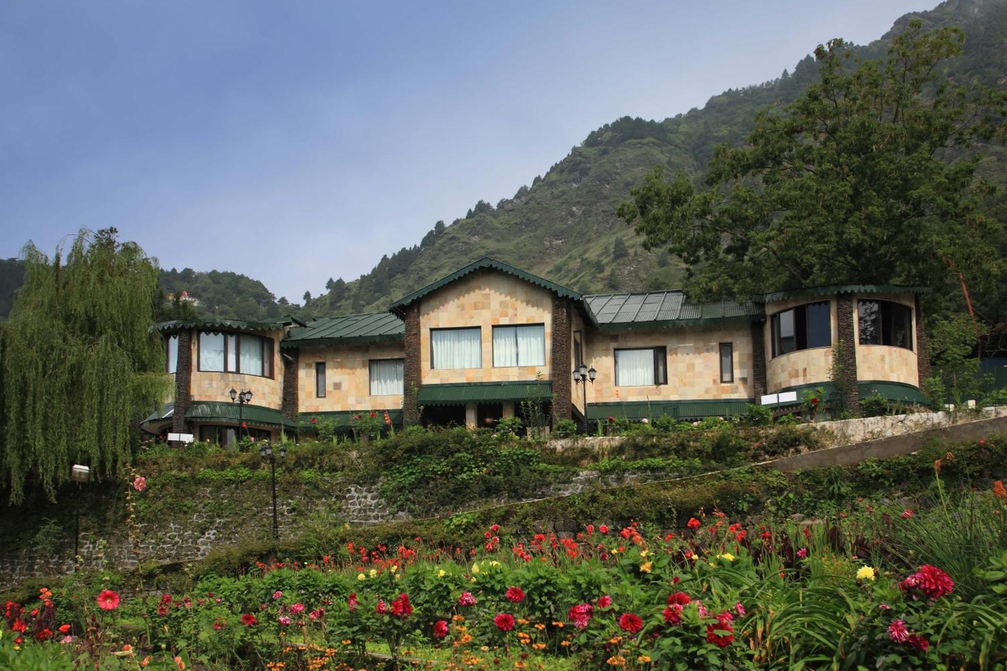 Shervani Hilltop Resort Nainital Kültér fotó